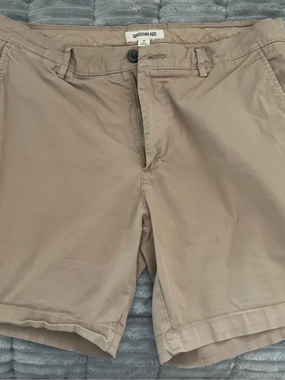 Goodthreads Men's Tan Flat-Front Chino Shorts